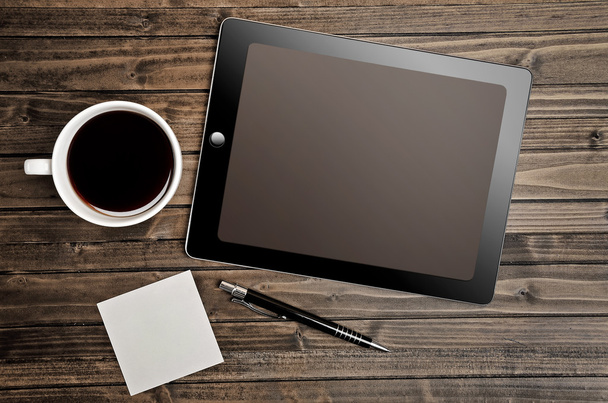 Tablette écran vide avec tasse de café
 - Photo, image