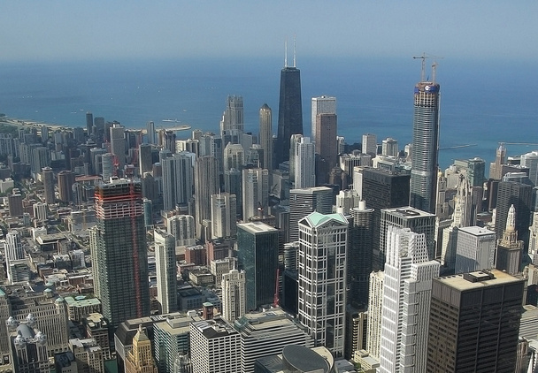 Chicago stadsgezicht met Lake Michigan en wolkenkrabber landschap - Foto, afbeelding