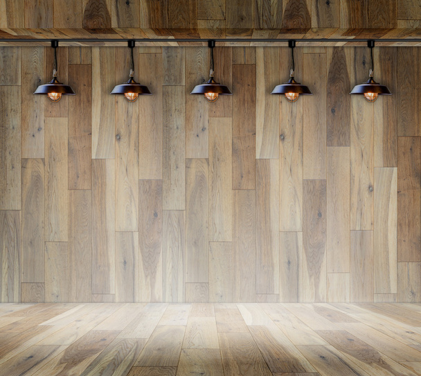 Лампа на дерев'яній платформі та дерев'яній стіні
 - Фото, зображення