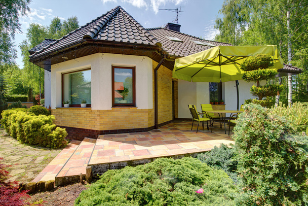 Single family house with terrace - Fotoğraf, Görsel
