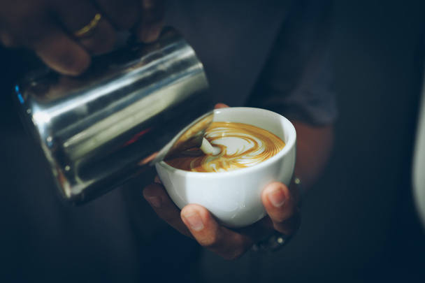how to make coffee latte art - Fotografie, Obrázek