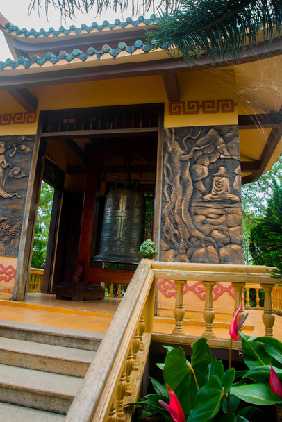 Buddhist complex PAAs Lamy.Vietnam Dalat. - Foto, Bild
