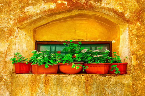 Italiaanse venster  - Foto, afbeelding