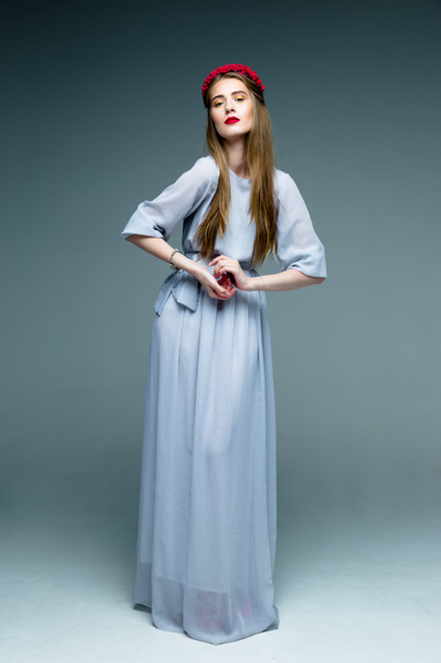 Long-haired woman wearing dress - Valokuva, kuva