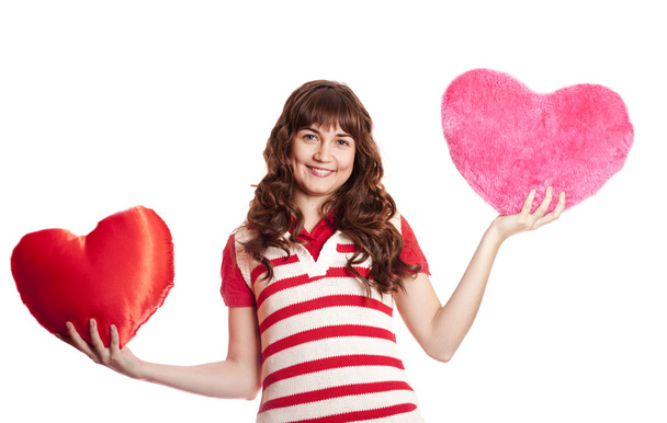 Красивая брюнетка с игрушечным сердцем. Фото для St. Valentine
 - Фото, изображение