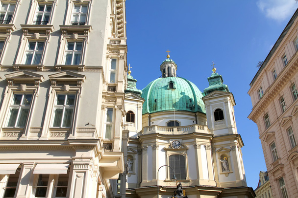 View on the Peterskirche in Vienna - Valokuva, kuva