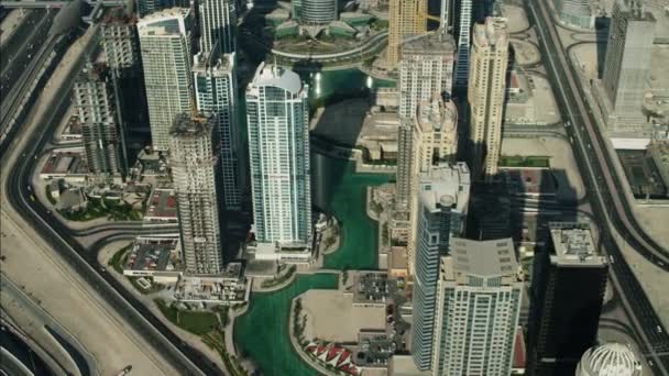 Повітряні Дубаї місто хмарочосів - Кадри, відео