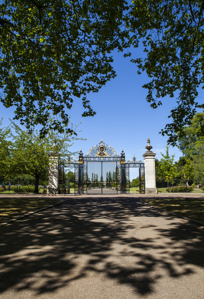 Jubilee Gates at Regents Park in London - Foto, imagen