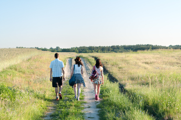 Teenagers Walking Away - Fotoğraf, Görsel