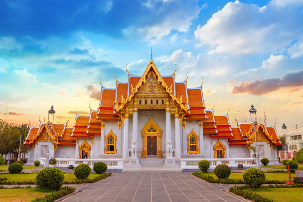 The Marble Temple, Wat Benchamabopit Dusitvanaram in Bangkok, Thailand - Photo, Image