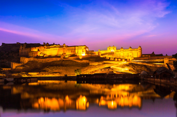 Amer pevnost v noci v twilight. Jaipur, rajastan,  - Fotografie, Obrázek