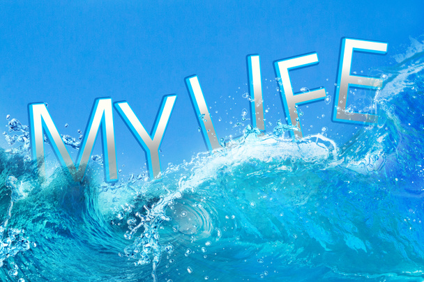 El texto de mi vida en olas oceánicas. Lucha de vida
 - Foto, Imagen