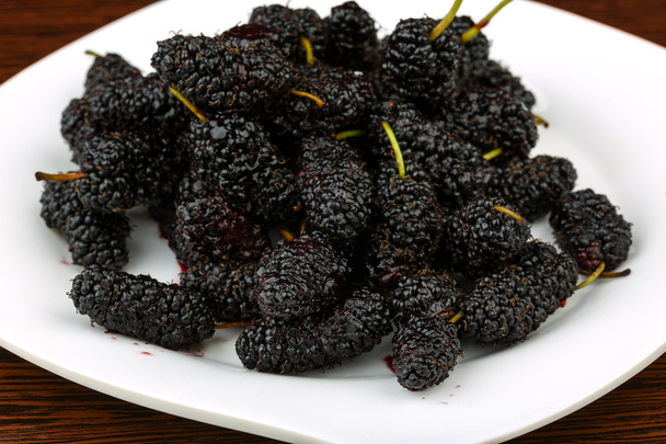 Fresh ripe Mulberry on plate - Photo, Image