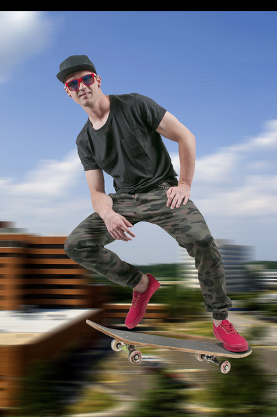 Homme skateboarder
 - Photo, image