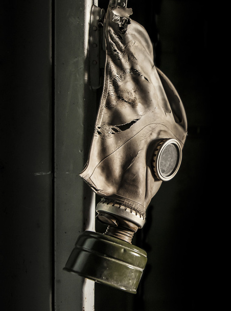 Tchernobyl - masque à gaz accroché au casier
 - Photo, image