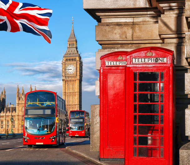 Símbolos de Londres con BIG BEN, DOBLE DECKER BUS y BOOTHS DE TELÉFONO rojo en Inglaterra, Reino Unido
 - Foto, Imagen