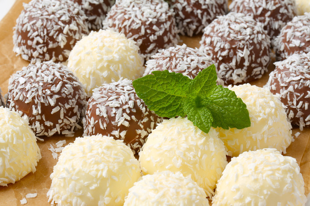 čokoládové kokosové sněhové koule soubory cookie - Fotografie, Obrázek
