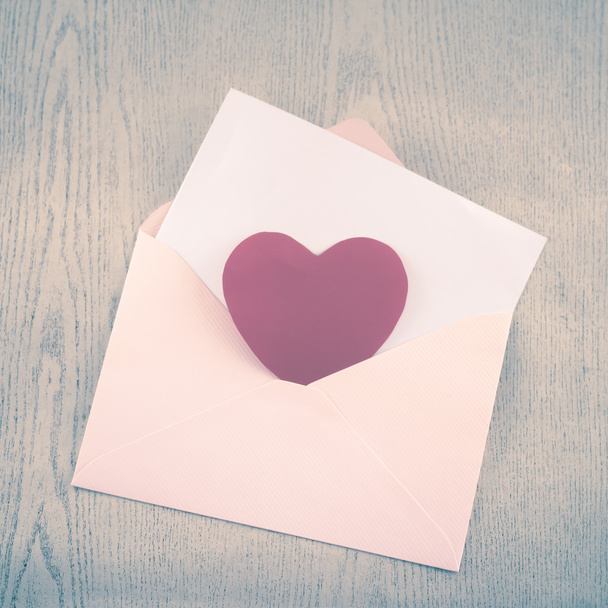 red heart with pink envelope - Foto, imagen
