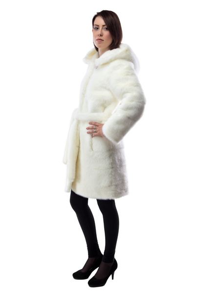 Foto de mujer en abrigo de piel blanca, medio vuelta
 - Foto, imagen