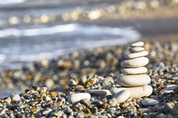 Piedra equilibrada
 - Foto, imagen