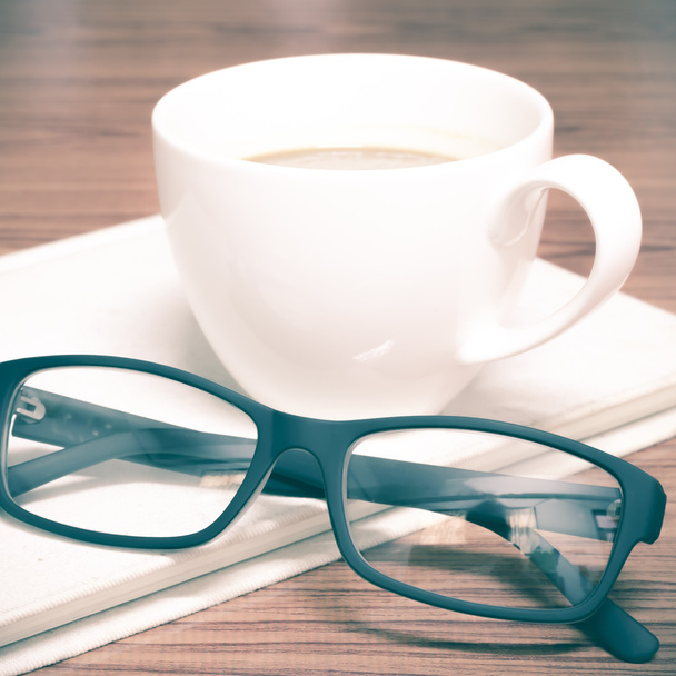 Coffee cup with glasses - Photo, Image