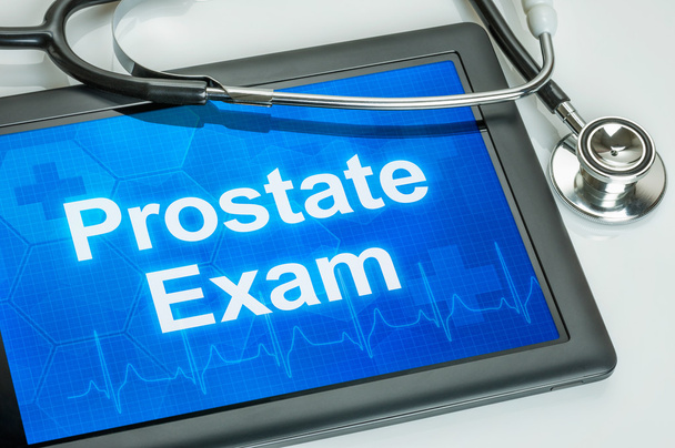Tableta con la palabra Examen de próstata en la pantalla
 - Foto, Imagen