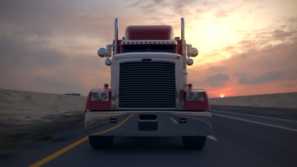 18 Wielka ciężarówka na drodze - Materiał filmowy, wideo