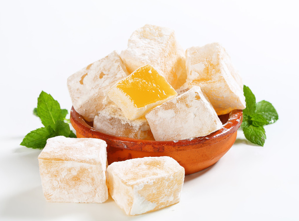 Cubi di gelatina al sapore di mastice (delizia greca turca
) - Foto, immagini
