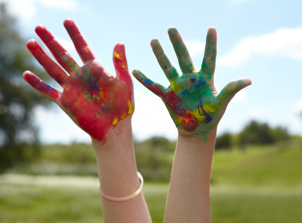 Children draws paints - Фото, зображення