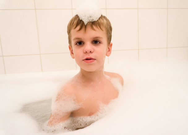 washing boy funny child foam  - Fotoğraf, Görsel