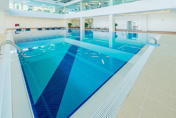 Indoor swimming pool in healthy concept - Photo, Image