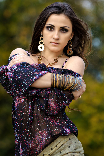 Portrait of a beautiful girl gypsy - Foto, Imagem