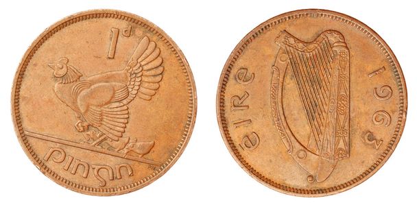 Vecchia moneta irlandese di Gallina Penny 1d del 1963
 - Foto, immagini