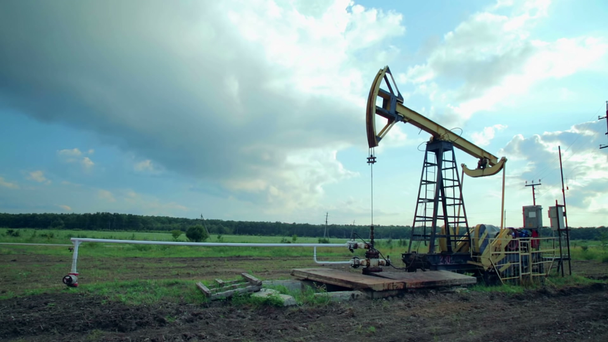 funktionierende Ölpumpen - Filmmaterial, Video