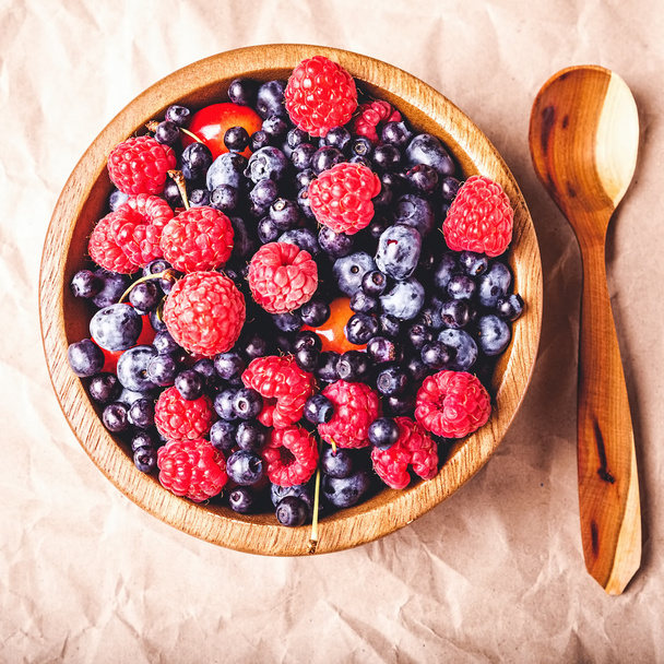Testy fresh berries - Foto, Bild