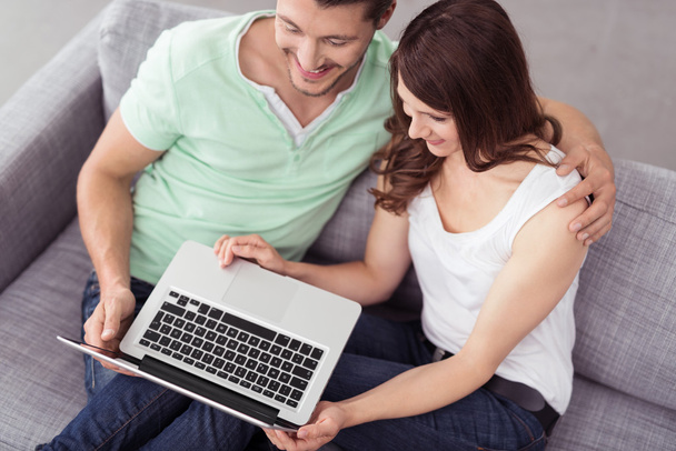 Couple Watching Funny Movie on Laptop Together - Foto, Imagen