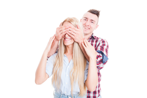 Boyfriend surprising girlfriend by covering eyes - Φωτογραφία, εικόνα