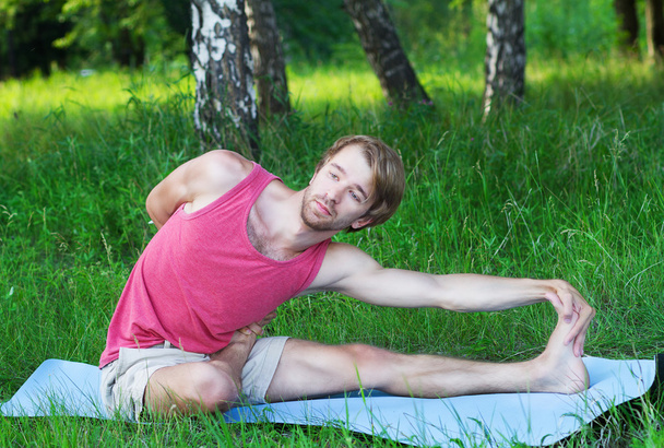 йога і гімнастики
 - Фото, зображення