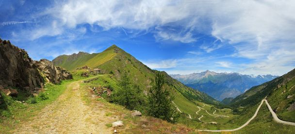 Vista panorámica de los Alpes
. - Foto, Imagen