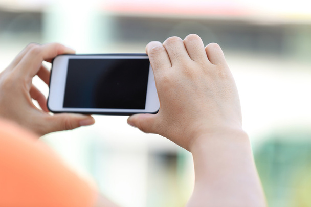 woman hands using smart phone - Valokuva, kuva