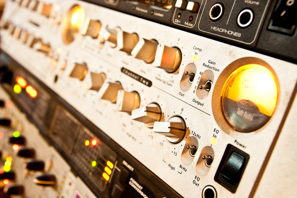 Amplifier equipment - Photo, Image