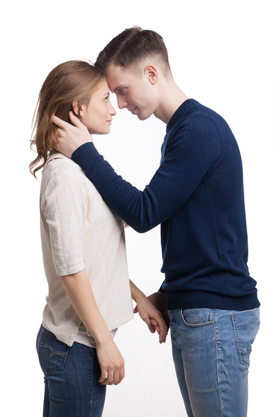 jovem casal apaixonado isolado no fundo branco - Foto, Imagem