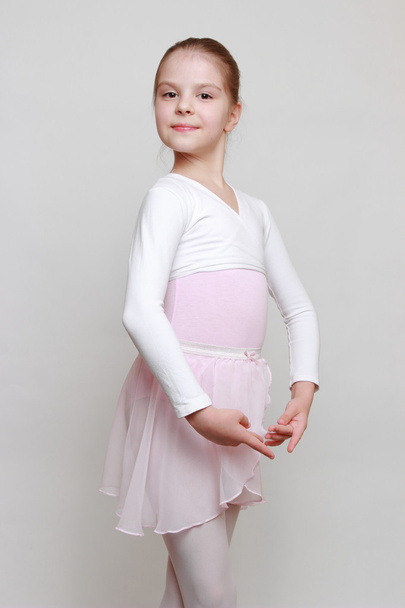 Lovely young ballerina - Foto, afbeelding
