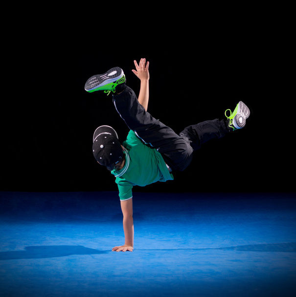 Little boy breakdancer - Zdjęcie, obraz