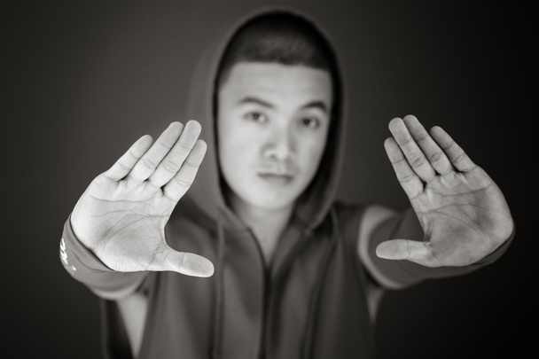 Модель жеста стоп-знак руками
 - Фото, изображение