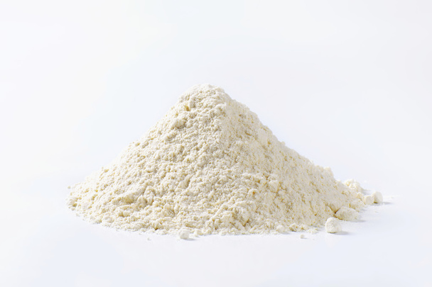 Montón de harina de trigo
 - Foto, Imagen