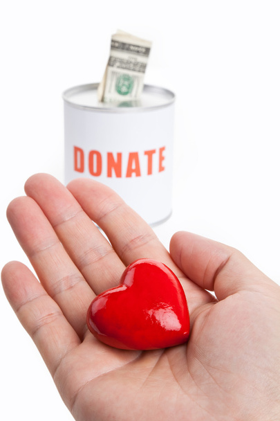 Пожертвування коробки та червоні серця - Фото, зображення