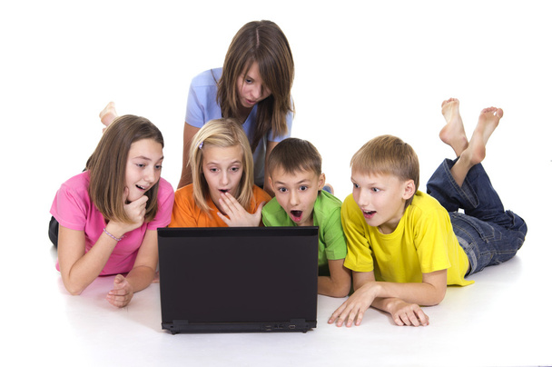 Kids with computer - Zdjęcie, obraz