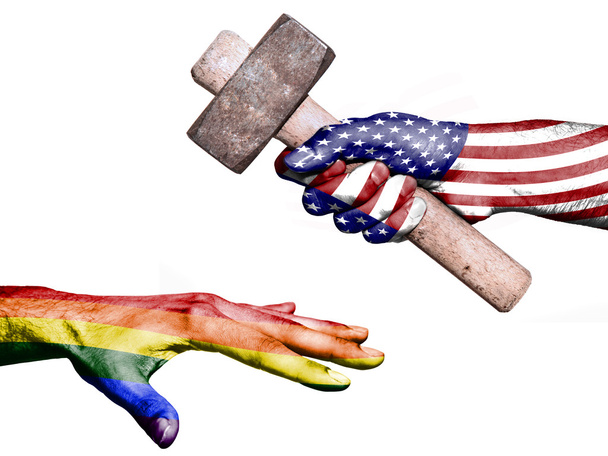 Estados Unidos batendo Paz com um martelo pesado
 - Foto, Imagem