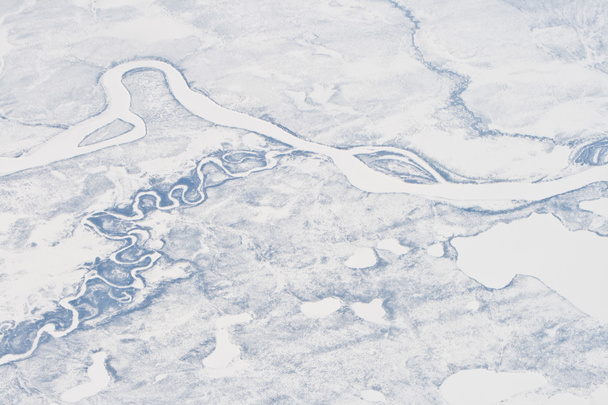 Sibéria aérea Rio Sakha República Verkhoyansk Montanhas congeladas
 - Foto, Imagem